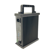Powerfirst Acculader - 24V 8A geschikt voor scootmobielaccu's (50-80 Ah) - Gebruikt
