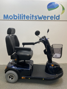 scootmobiel Invacare Comet blauw gebruikt 3 wielen