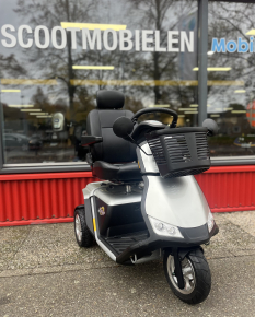 Gebruikte scootmobiel Pride Zolar 2015 Grijs