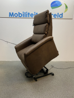 Hjort Knudsen Boston Sta-op stoel relax fauteuil stof